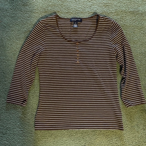 Jones New York Tops - Jones New York 3/4 sleeve knit top. Brown with white stripe. Gold button front